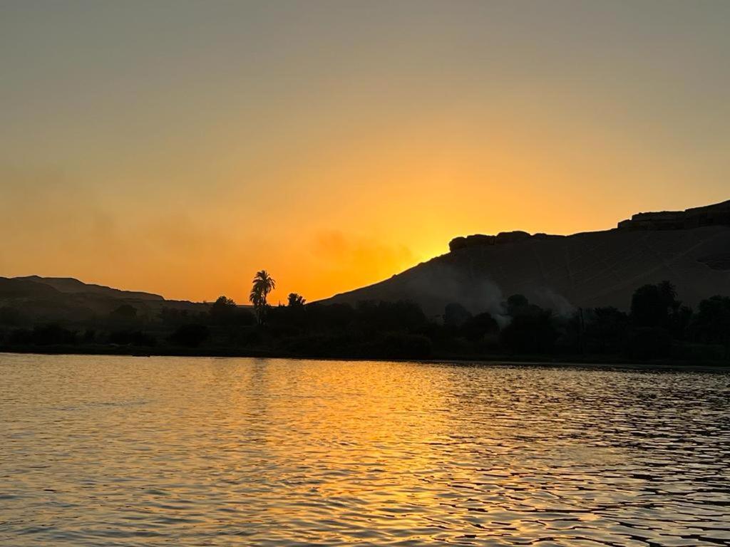 Отель Nile Felucca Adventure Асуан Экстерьер фото